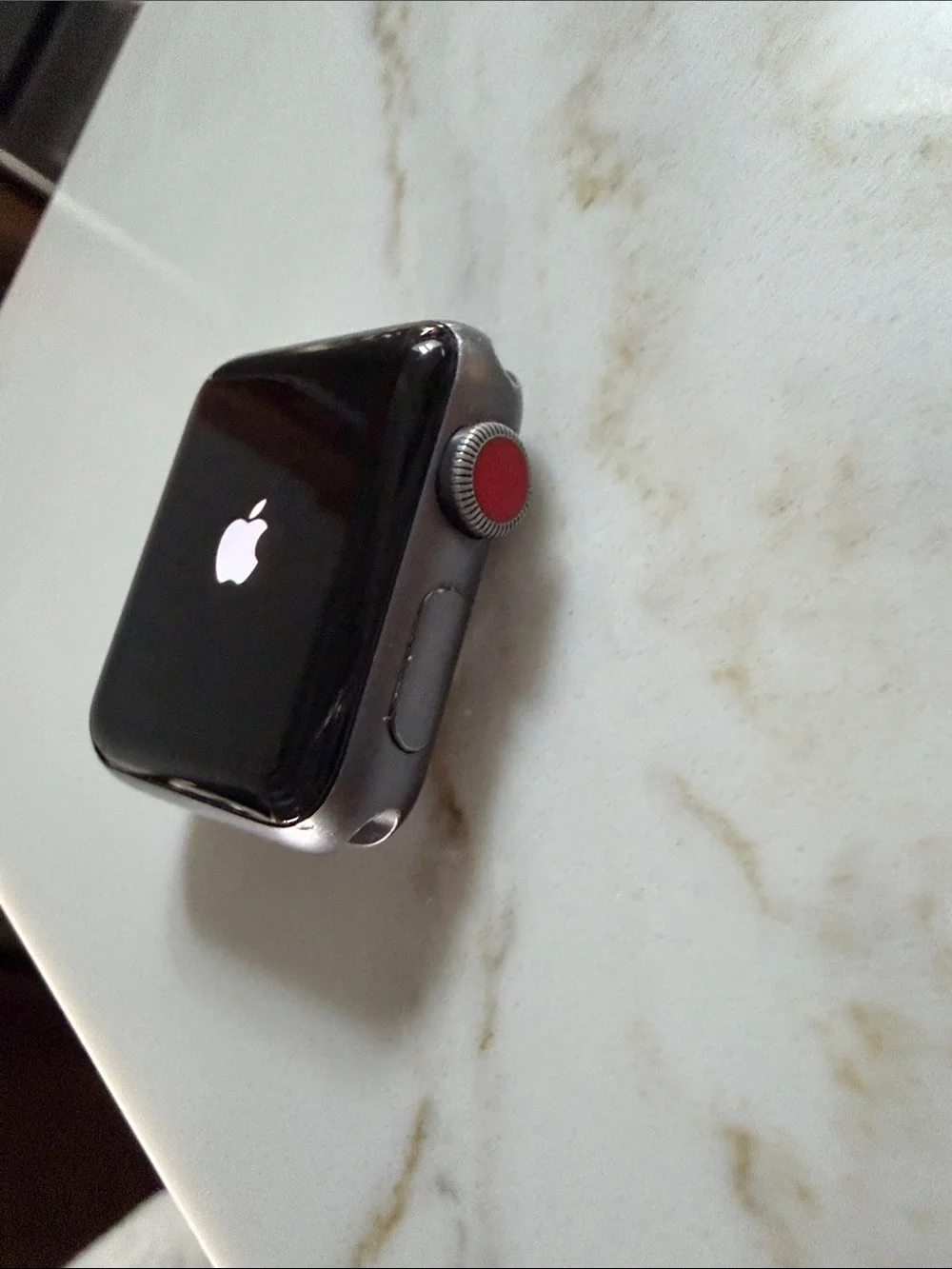 Apple Watch Series 3 38MM GPS + Cellular + 3 watch bands